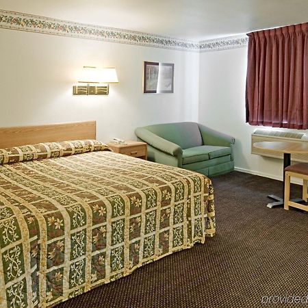 Americas Best Value Inn Mckinney Quarto foto